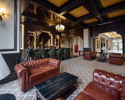 Lobby Bar